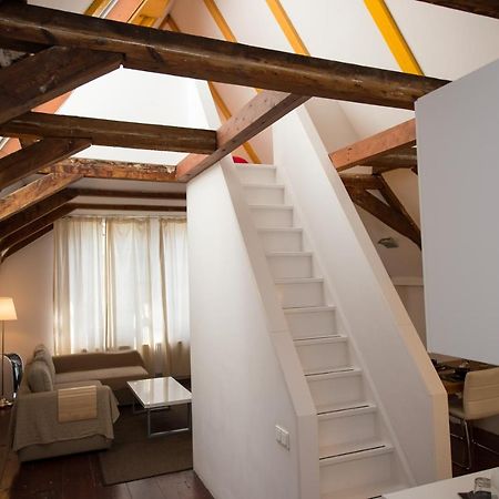 Rembrandtplein Bed & Breakfast Амстердам Экстерьер фото